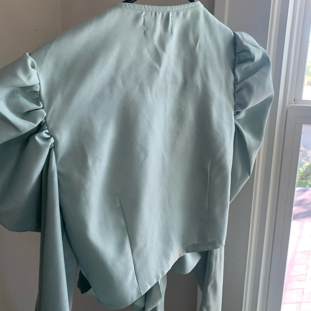 Puff sleeve crop top - Picture 2 of 4